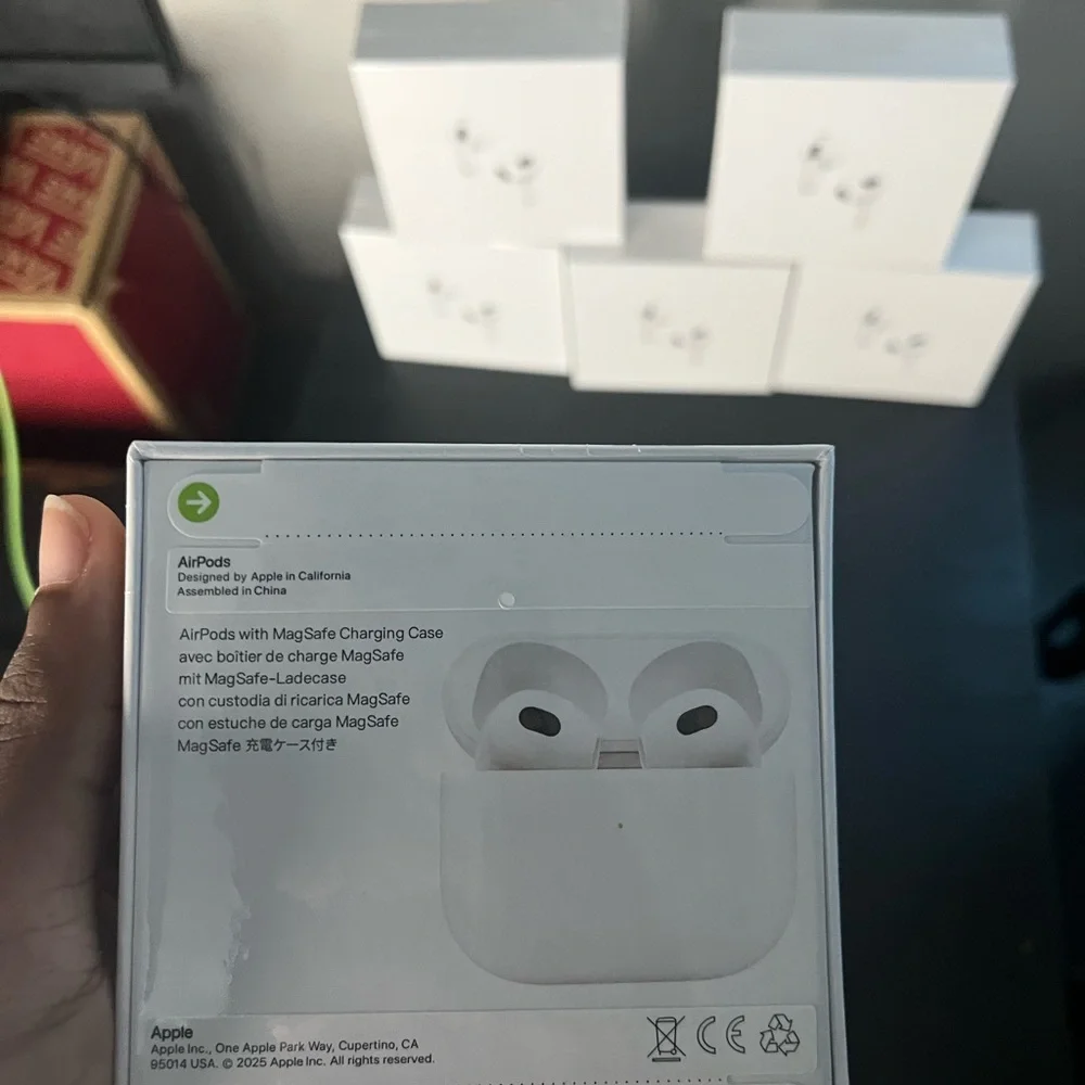 Apple AirPods 3rd generation with MagSafe Charging Case